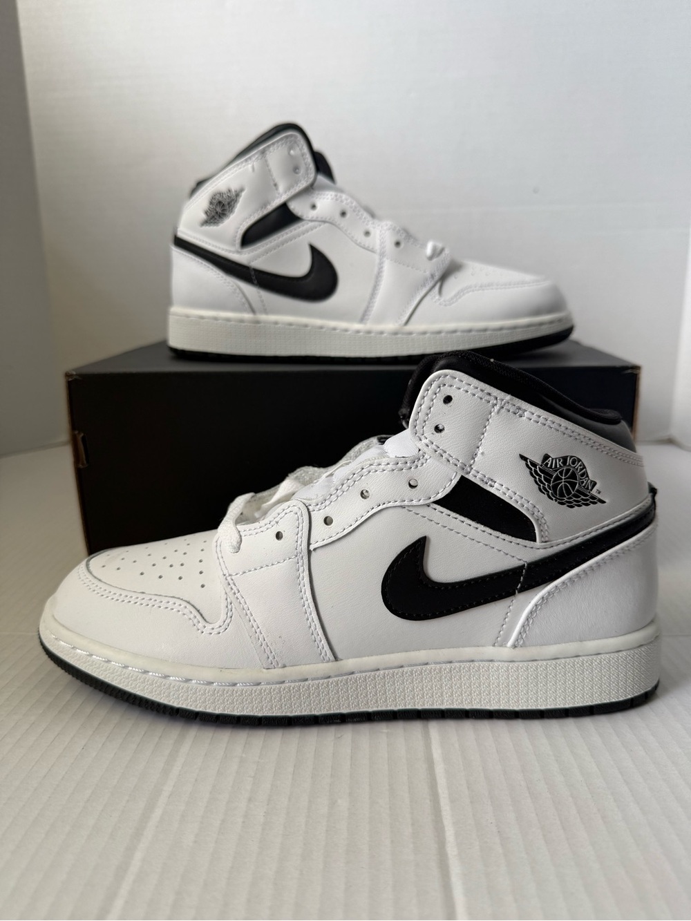 Air Jordan 1 Mid White Black Size 6.5Y New With Box